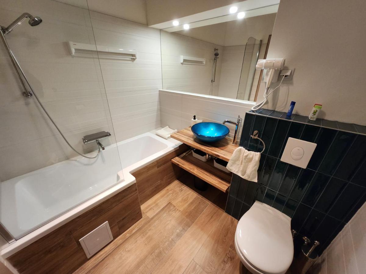 デブレツェン Apartman 18アパートホテル エクステリア 写真