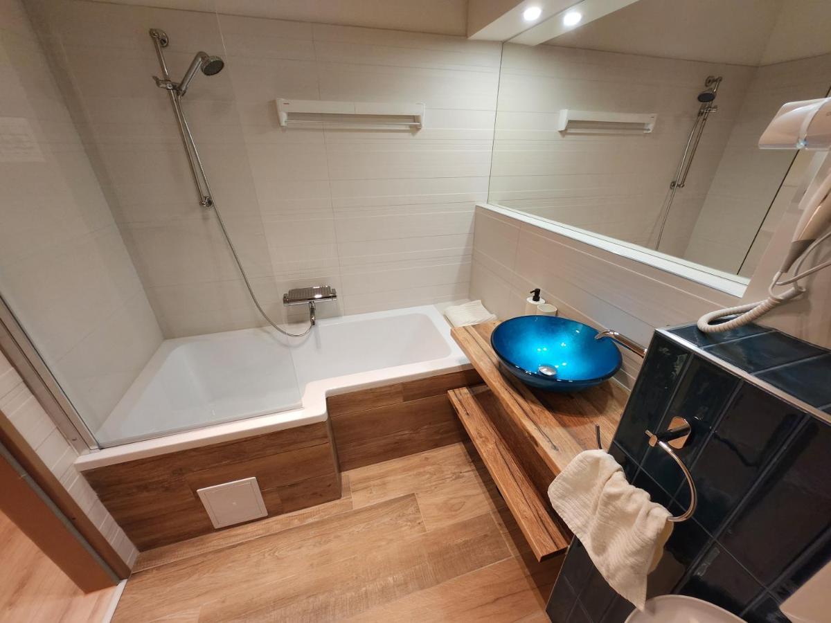 デブレツェン Apartman 18アパートホテル エクステリア 写真
