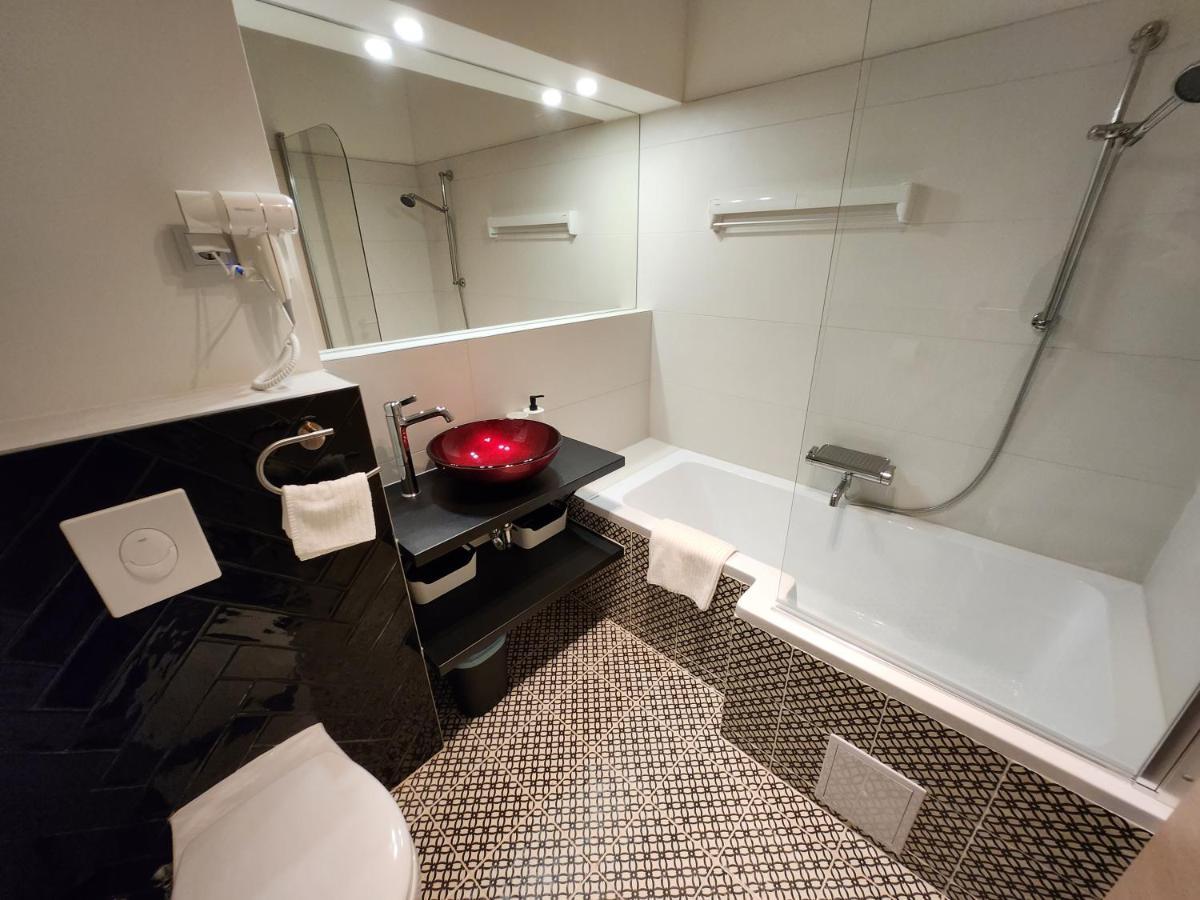 デブレツェン Apartman 18アパートホテル エクステリア 写真