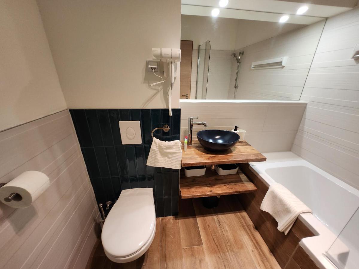 デブレツェン Apartman 18アパートホテル エクステリア 写真